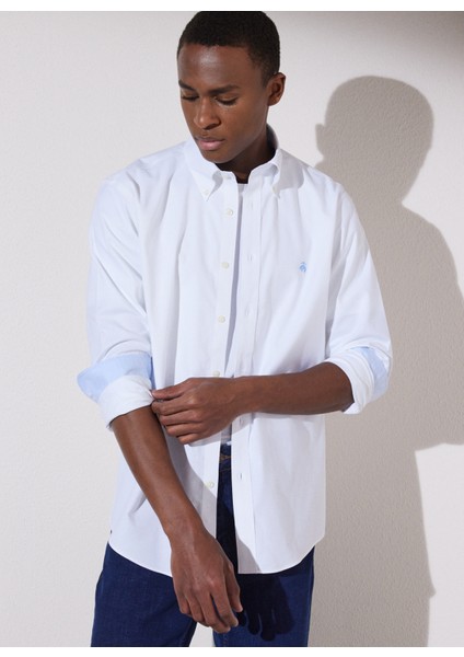 Regular Fit Klasik Yaka Beyaz Erkek Gömlek BBSP23MSH086 modelleri