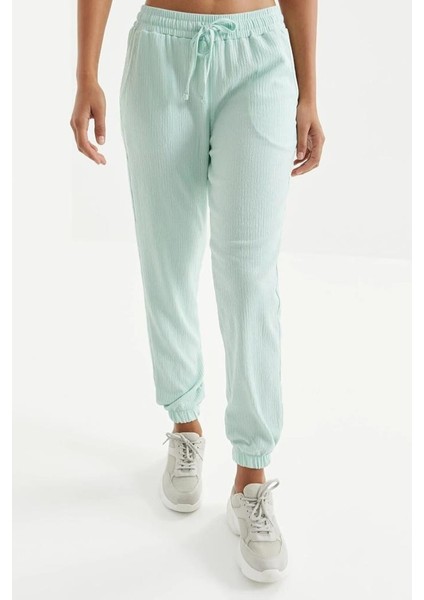 Tommy Lıfe Su Yeşili Bel Büzgülü Bağcıklı Jogger Bürümcük Kumaş Kadın Eşofman Alt - 94620 T12BY-94620 fırsatları
