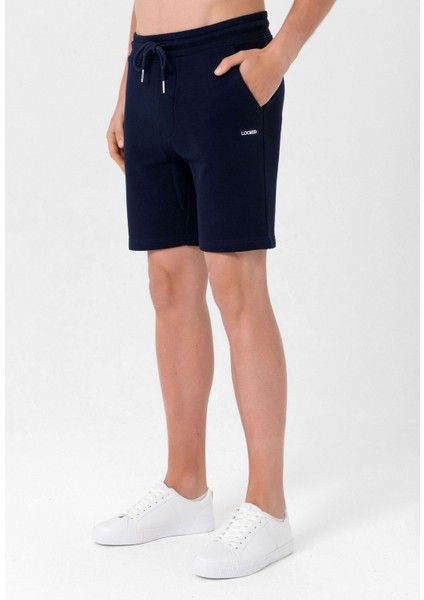 Erkek Classic Slim Şort fırsatları