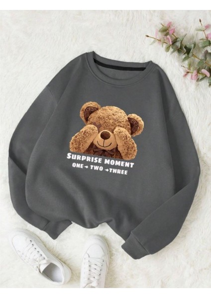 Kadın Füme Utangaç Ayıcık Baskılı Bisiklet Yaka Sweatshirt