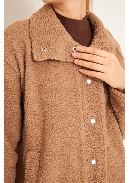 Kadın Çıtçıtlı Kuzu Kumaş Peluş Mont Vizon