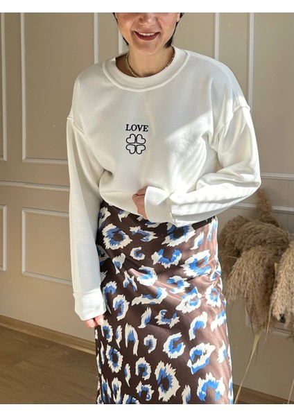 Beyaz Love Sweatshirt fiyatları