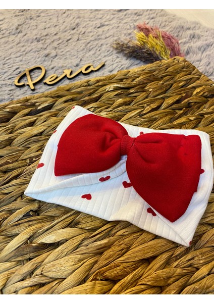 Kız Bebek Kalpli Güpür Detaylı Romber Tulum ve Saç Bandı fiyatları