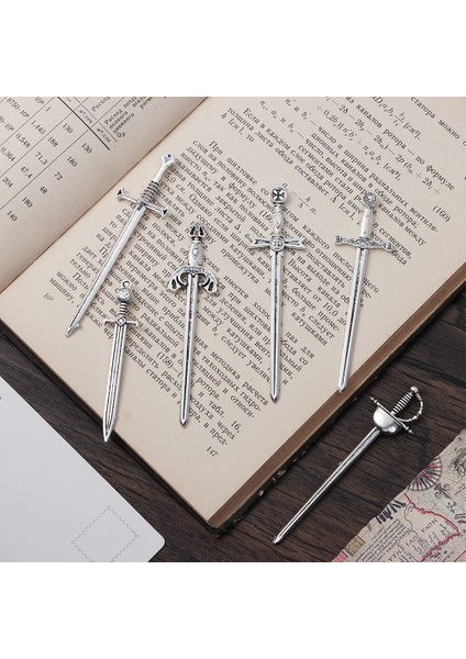 02--1 Adet 6 Adet Antika Bıçak Kılıç Kitap Ayracı Takılar Metal Kitap Ayracı Kolye Okuma Işareti Malzemeleri Kitap Klipsi Kırtasiye Kitap Aksesuarları Hediye (Yurt Dışından) fırsatları