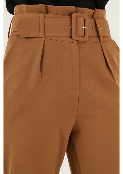 Yüksek Bel Cepli Kemerli Regular Fit Kumaş Pantolon Bayan Pantolon 611PL04