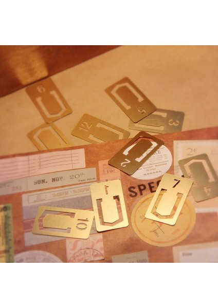 12 Adet Vintage Bakır Kitap Ayracı Mini Retro Metal Kitap Işaretleyici Kitaplar Ofis Aksesuarları Okul Malzemeleri Kırtasiye Mağazası 12 Adet Lot (Yurt Dışından) indirimleri