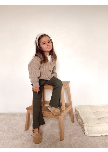 Çocuk Unisex Düğmeli Triko Hırka