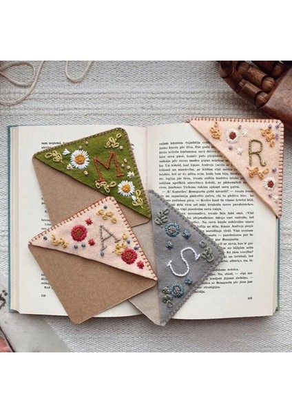 Sonbahar Keçe Imi Işlemeli Yer Imi Coner Kitap Sayfası Işaretleyiciler Köşe Sayfası Klip Kitap Severler Için Hediye Yer Imi Yazar Öğrenci (Yurt Dışından) fiyatları