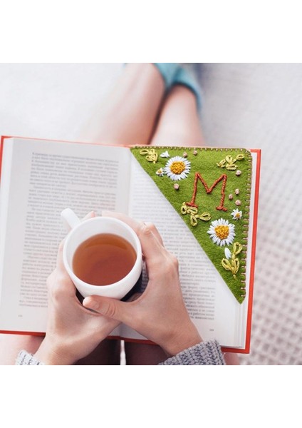 Sarı Kitap Köşesi Kitap Ayracı |keçe Üçgen Yer Imleri |el Işlemeli Köşe Yer Işareti Köşe Sayfa Işaretleyici Okuyucular Için Yer Işareti Hediyesi (Yurt Dışından) indirimleri