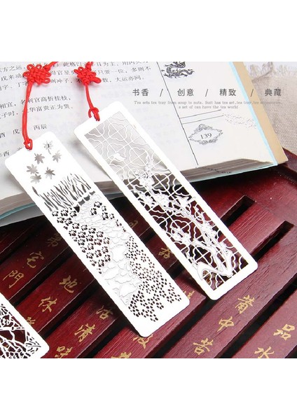 Stil 1 Çin Tarzı Imleri Yaratıcı Metal Hollow Out Metal Kitap Ayracı Tasse Çocuklar Öğrenciler Için Kırmızı Düğüm ile Hediyeler Okul Malzemeleri (Yurt Dışından) indirimleri