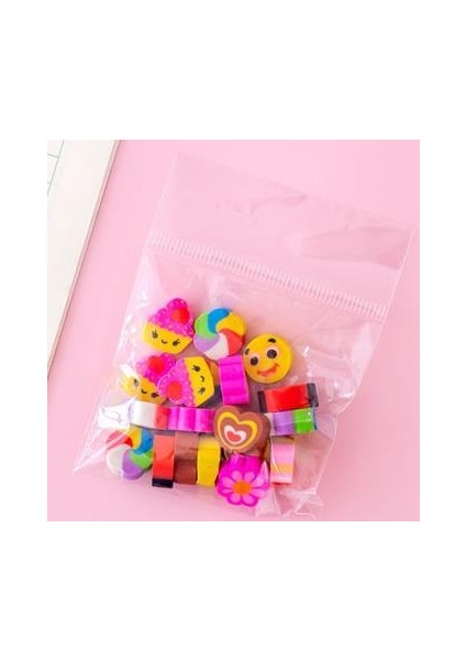 B Yaratıcı Karikatür Sevimli Silgi 24 Adet/takım Noel Çorap Kardan Adam Mini Silgi Çocuk Kırtasiye Hediye (Yurt Dışından)