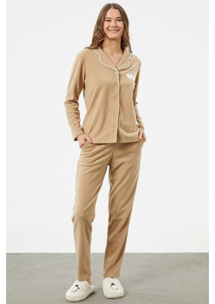 Gömlek Yaka Düğmeli Polar Pijama Takım - Kamel