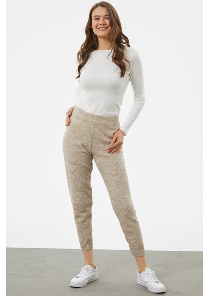 Jogger Rahat Kalıp Triko Pantolon - Bej fiyatları