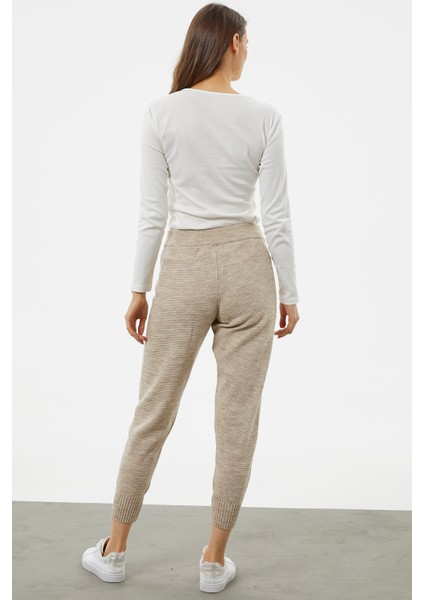 Jogger Rahat Kalıp Triko Pantolon - Bej indirimleri