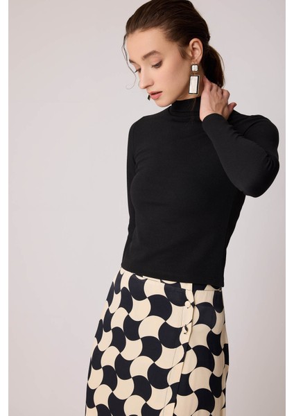 Dik Yaka Crop Bluz fiyatları