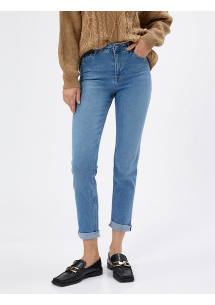 Yüksek Bel Kot Pantolon Hafif Daralan Paça - Eve Slim Jeans modelleri