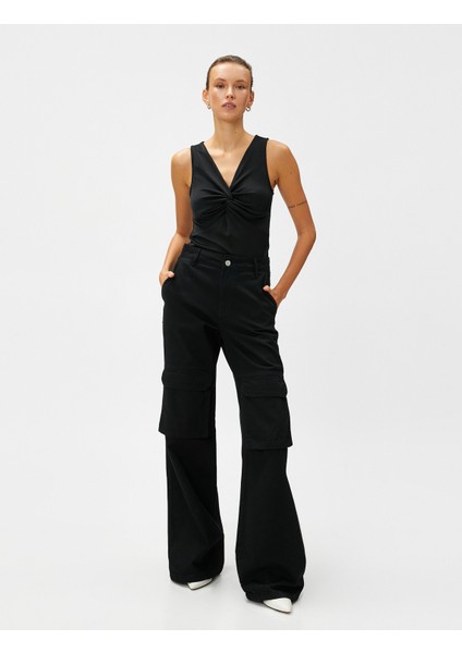 Düğüm Detaylı Atlet V Yaka Kolsuz fiyatları