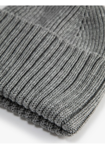 Lastikli Örgü Bere Kenarları Geniş Katlı modelleri