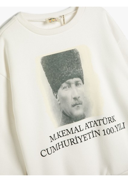 Atatürk Baskılı Sweatshirt Uzun Kollu Bisiklet Yaka Şardonlu - 100. Yıl Özel modelleri
