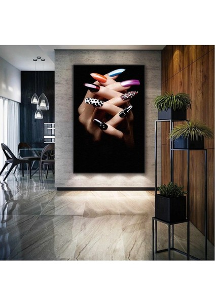 Renkli Ojeli Tırnak El Kadın Makyaj Modern Dekoratif Kanvas Tablo ART00165
