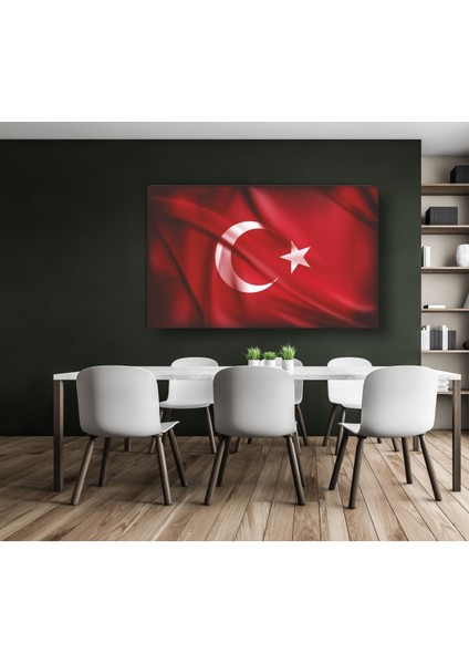 Dalgalanan Türk Bayrağı Kanvas Tablo