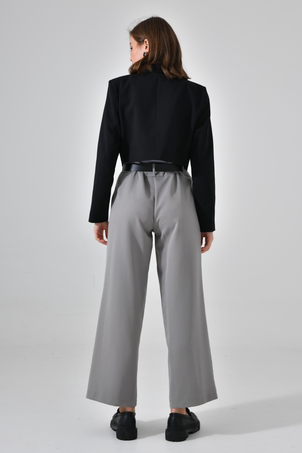 Saade Siyah Kruvaze Crop Blazer Ceket Kadın %100 Pamuk Dokuma Kumaş Hafif ve Rahat görsel 5