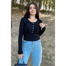 New Laviva Kadın Siyah Yuvarlak Yaka, Uzun Kol, Fırfır Detaylı Yarım Patlı Çıtçıtlı Kaşkorse Bluz