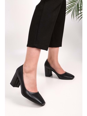 Shoeberry Kadın Lax Siyah Cilt Topuklu Ayakkabı
