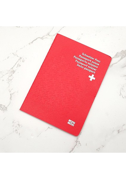 Vatikan 9X12.5 cm 32 Ülke Pasaport Dizüstü Yenı Film Sahne Filme Mini Taşınabilir Hattı Simülasyon Kırtasiye Dergisi Zor Oyuncaklar (Yurt Dışından) fiyatları