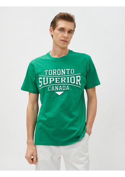 Kolej Tişört Işlemeli Bisiklet Yaka Kısa Kollu modelleri