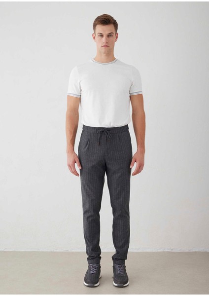 Gri Renk Çizgili Chino Pantolon