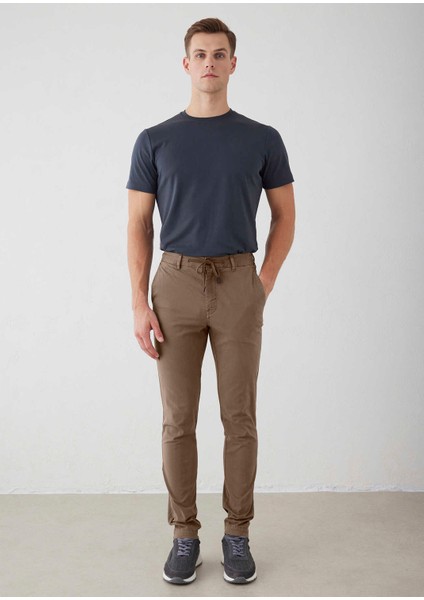 Haki Renk Esnek Beli Kordonlu Chino Pantolon