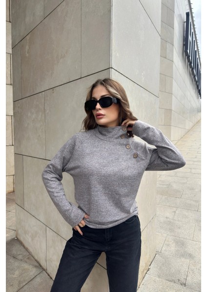 Kadın Gri & Pudra Tonlu Kendinden Desenli, Yumoş Kumaş, Uzun Kol, Düğme Detaylı, Boğazlı Bluz modelleri