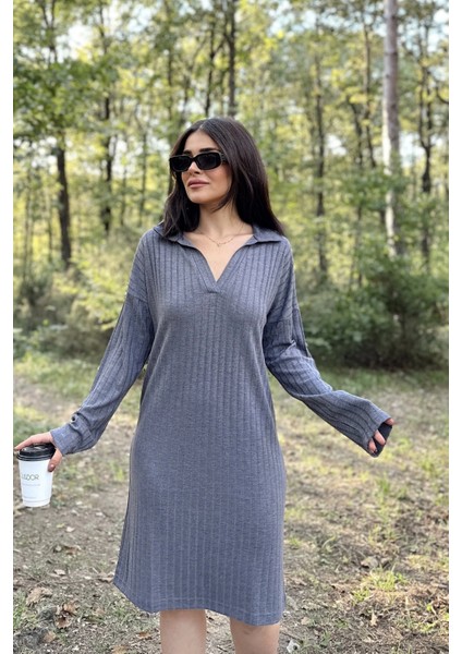 Kadın Koyu Gri Polo Yaka, Kendinden Desenli, Basic Kalıp, Uzun Kollu Midi Triko Elbise indirimleri
