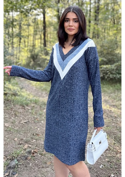 Kadın Lacivert V Yaka Garnili, Kendinden Desenli, Basic Kalıp, Uzun Kollu Midi Triko Elbise