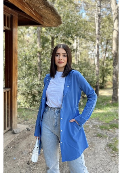 Kadın Mavi Uzun Kol Beli Lastikli Cepli Kapüşonlu Ceket Yağmurluk modelleri