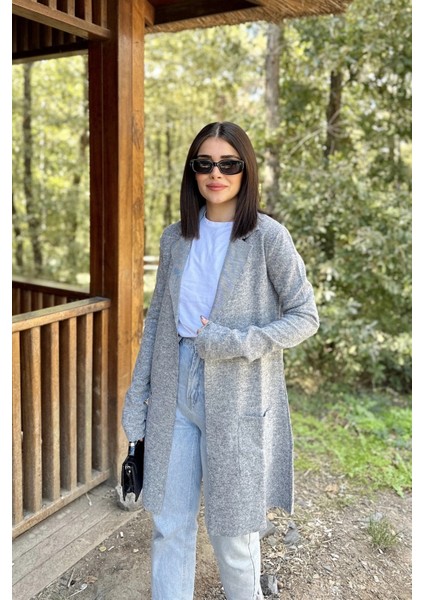 Kadın Gri Uzun Kol Dokulu Kumaş Lazer Kesim Çift Cep Uzun Ceket Hırka - Tesettüre Uygun fırsatları