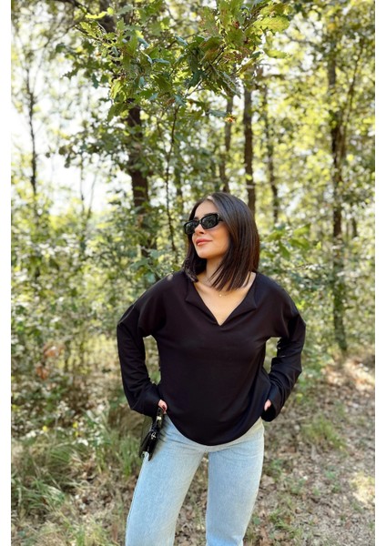 Kadın Siyah Uzun Kol, Duble Manşet, Yırtmaçlı Yaka, Salaş Sweatshirt Bluz