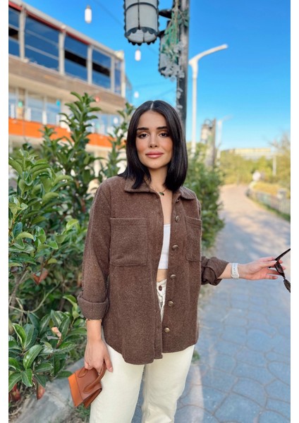 Kadın Kahve Uzun Kol, Çift Cepli, Eteği Oval Kesim, Kaşe Gömlek Ceket modelleri