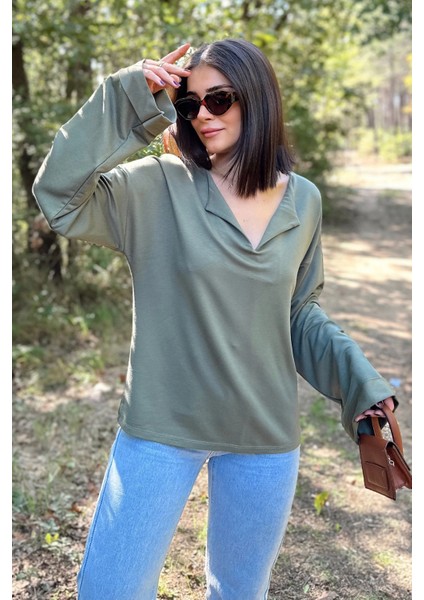 Kadın Haki Uzun Kol, Duble Manşet, Yırtmaçlı Yaka, Salaş Sweatshirt Bluz