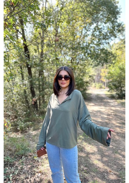 Kadın Haki Uzun Kol, Duble Manşet, Yırtmaçlı Yaka, Salaş Sweatshirt Bluz
