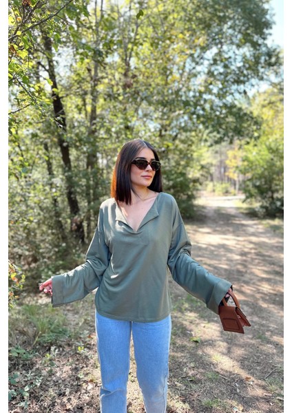 Kadın Haki Uzun Kol, Duble Manşet, Yırtmaçlı Yaka, Salaş Sweatshirt Bluz