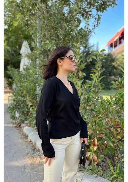 Kadın Siyah Kruvaze Yaka, Yumuşak Dokulu, Uzun Kol, Triko Bluz