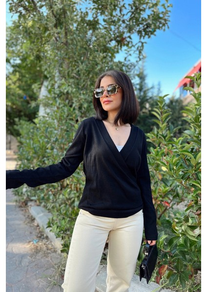 Kadın Siyah Kruvaze Yaka, Yumuşak Dokulu, Uzun Kol, Triko Bluz