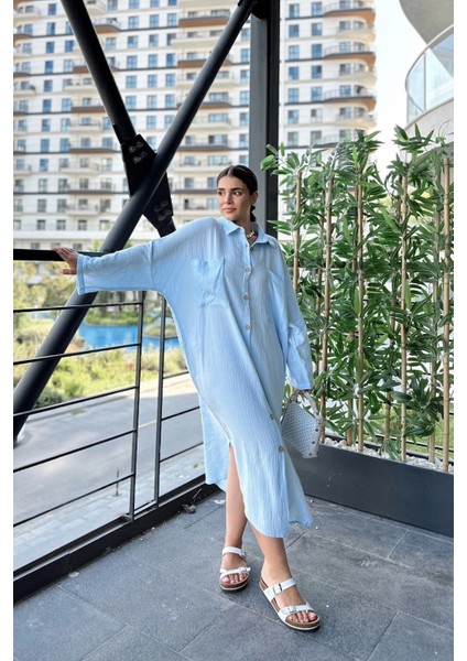 Kadın Bebe Mavisi Muslin Kumaş, Yarasa Kol, Eteği Oval, Çift Uzun Oversize Salaş Gömlek Elbise