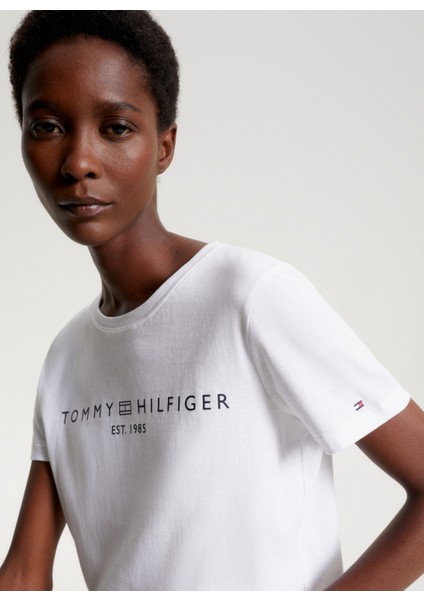 Bisiklet Yaka Baskılı Beyaz Kadın T-Shirt WW0WW40276YCF fiyatları