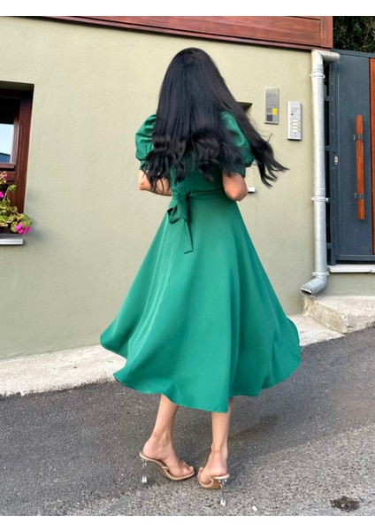 Yeşil Rengi Karpuz Kol Kloş Krep Elbise fırsatları