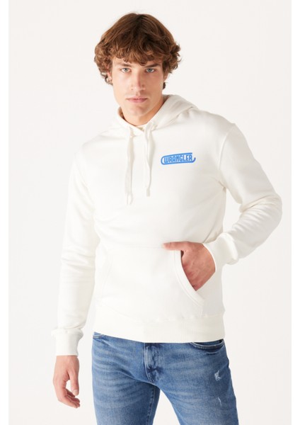 Regular Fit Normal Kesim Kapüşonlu İçi Polarlı Sırt Baskılı Kırık Beyaz Sweatshirt