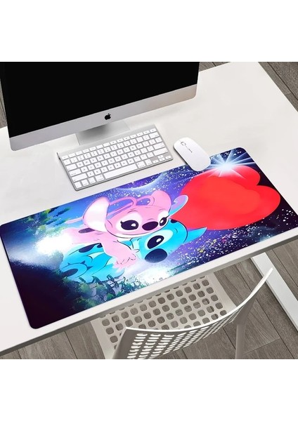 A19 600X400X3MM Disney Lilo Stitch Özelleştirilmiş Hd Baskı Oyun Mousepad Bilgisayar Kilit Kenar Doğal Kauçuk E-Spor Masa Pedi Büyük Mouse Pad (Yurt Dışından) fiyatları