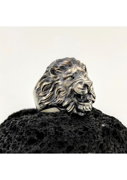 925 Ayar Gümüş 3 Boyutlu Kükreyen Aslan Yüzük modelleri